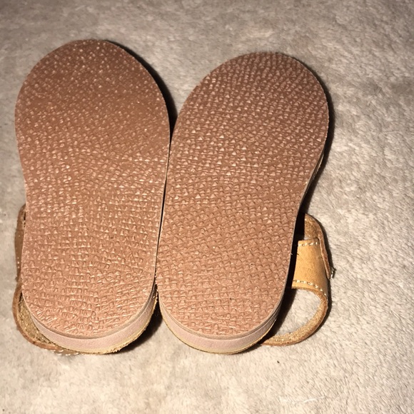 Leather sandals size 2 brown with orange and yellow flower π - Picture 6 of 6